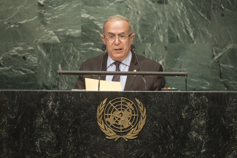 رمطان لعمامرة: سنظل ندعم حق الشعب الصحراوي في إنهاء احتلال أراضيه وممارسة حقه غير القابل للتصرف أو التقادم في تقرير المصير والاستقلال 
2u.pw/KlDzc