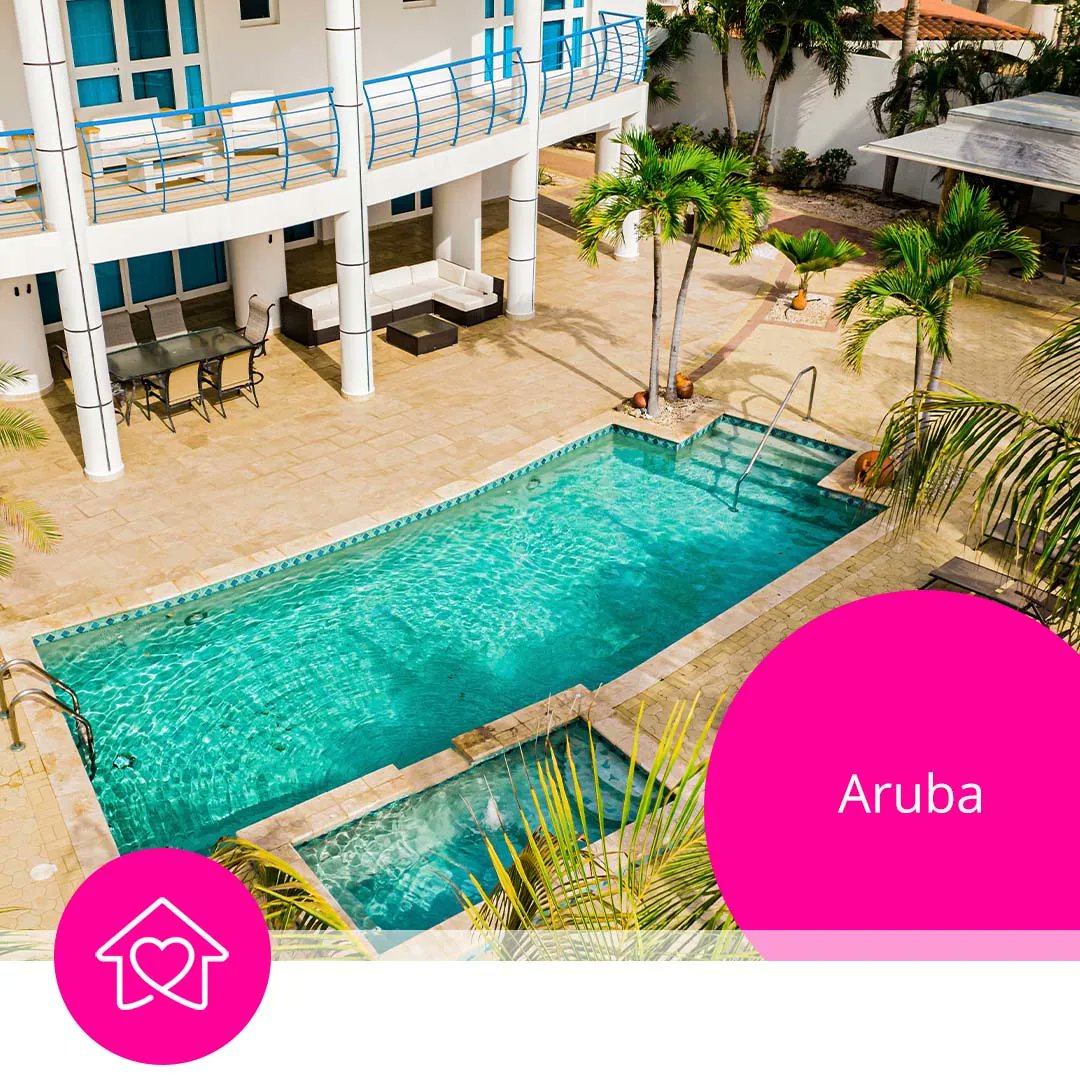 CasiolaStays's tweet photo. Massive Pool #Villa within walking distance of the #beach! ☀️ Look and you will see, that this #vacationhome is a cut above the rest. Just as you deserve! 💕 

#bookdirect with @CasiolaUS and #save up to 15%: https://t.co/RFGRZHqo6y

#CasiolaAruba #VisitAruba #OneHappyIsland https://t.co/uQmqEukBXW