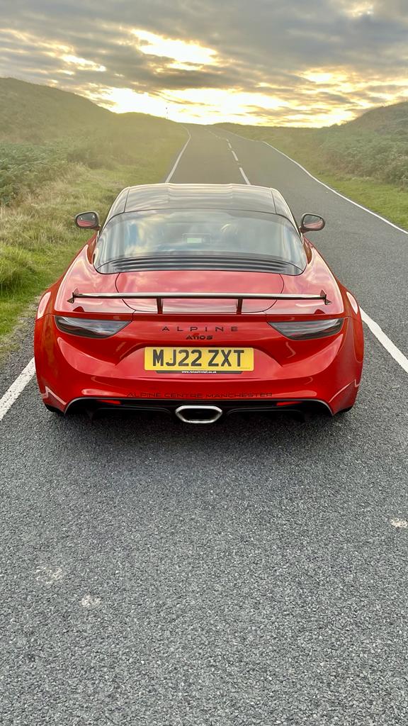 AlpineCentreUK's tweet photo. #TravelTuesday in this beautifully finished Alpine A110 S finished in the new 2022 Fire Orange!
Car Price: £68,995
Now available to test drive please contact Ryan on 0161 717 1570.
#A110S #fireorange #manchester
#alpine https://t.co/Lb7FTYMpHv