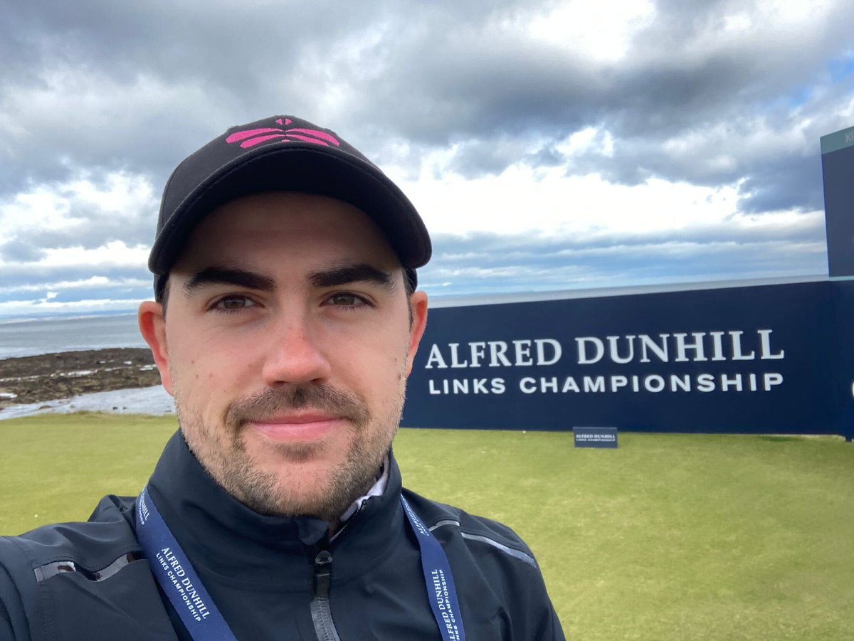 The team have arrived safety at St Andrews for the Alfred Dunhill Links Championship. Delighted to see that they bought their thermals for the occasion. Stay warm @eoinleonard97 <a href="/DerwynneHonan/">DerwynneHonan/Golf</a>! What a great venue to onboard a new client.

#alfreddunhill #dragonflygolf #onboarding