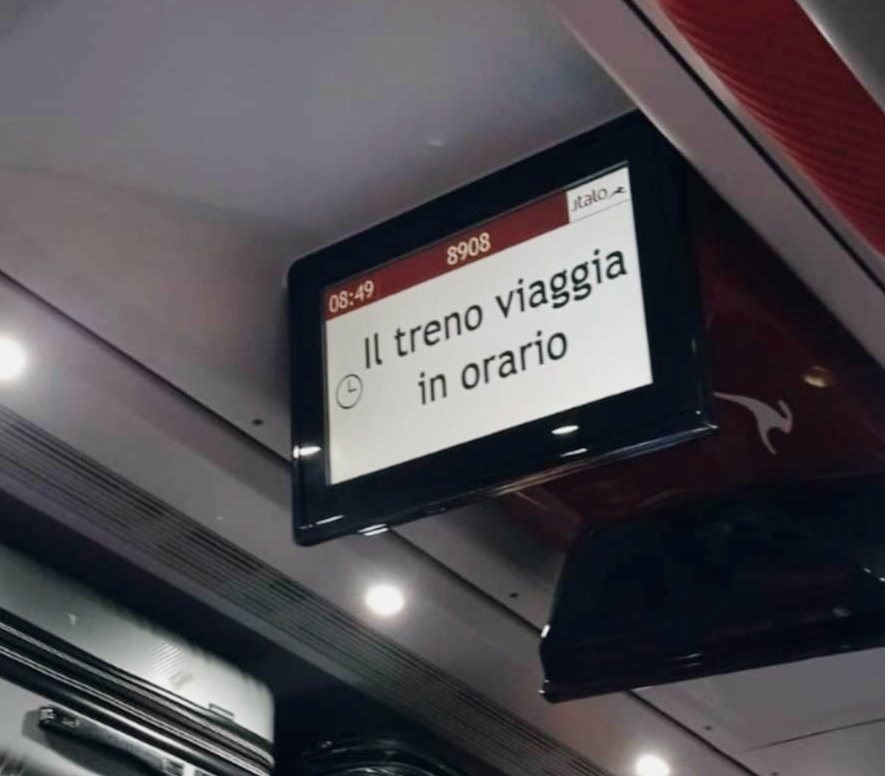 EsercitoCrucian's tweet photo. La pacchia è finita https://t.co/EfX69oTvWk