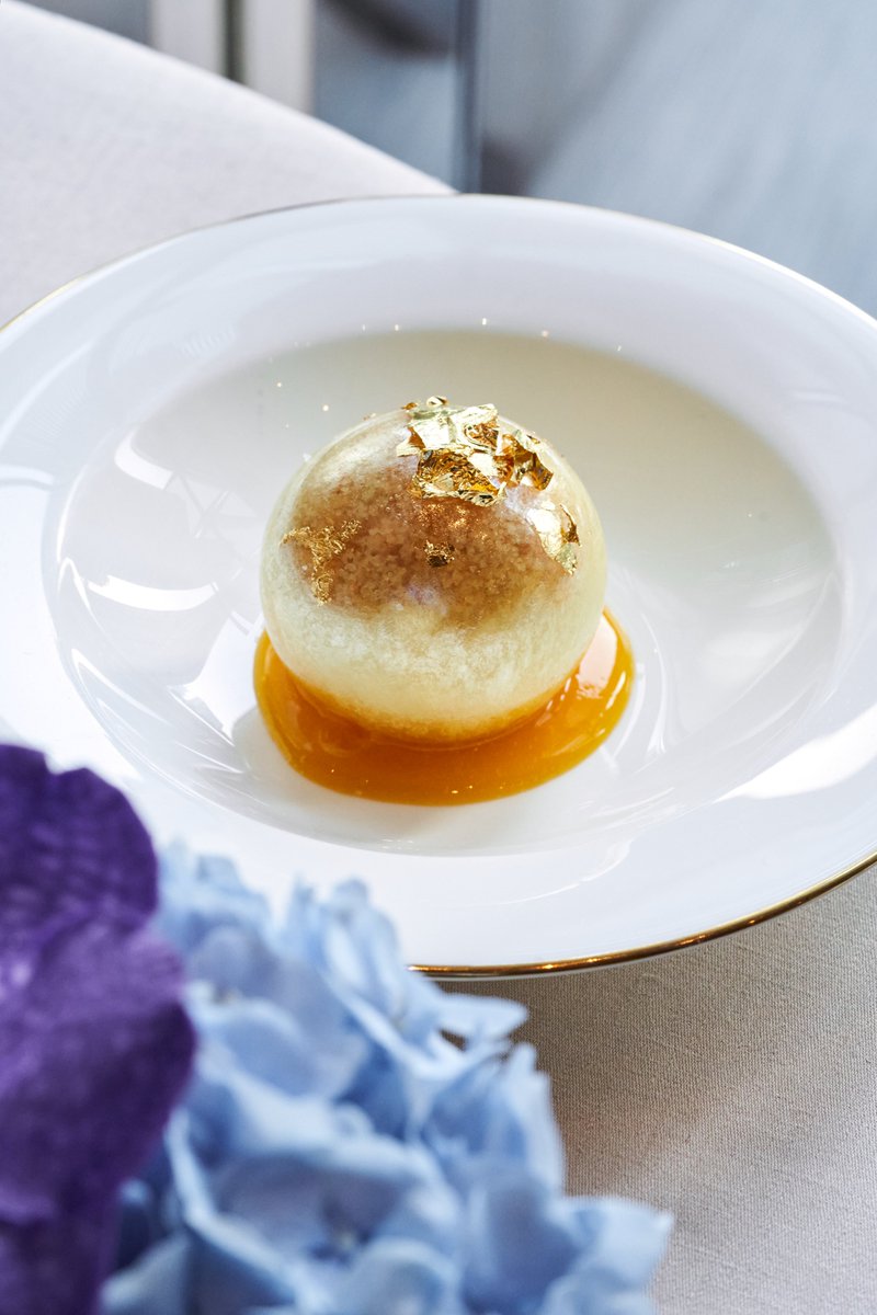 Dine at the finest signature restaurants and sample the newest recipient of a Michelin Star this season at Armani/Ristorante. 

#DinewithArmani