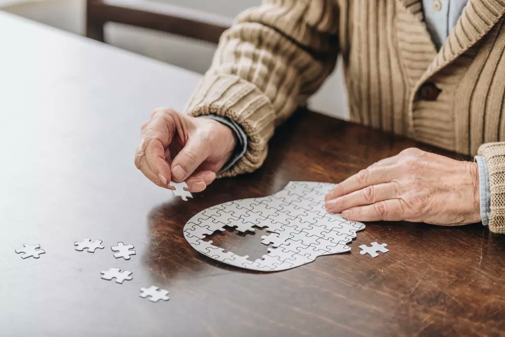 Agir maintenant pour contrer la crise de demain #Alzheimer #vieillissement #Aînés bit.ly/3xVOr3C