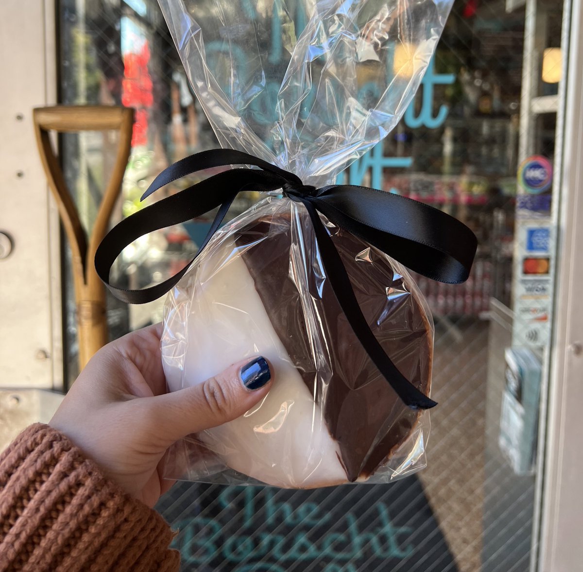 The black and white cookie 🤤 
#delicious