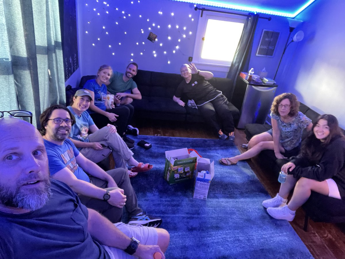 St_Andrews_Uth's tweet photo. A quick pic of our parents and youth leaders gathered for an evening of connection and training.. in our #RUBICON Room! https://t.co/KxWuJG3vQ9