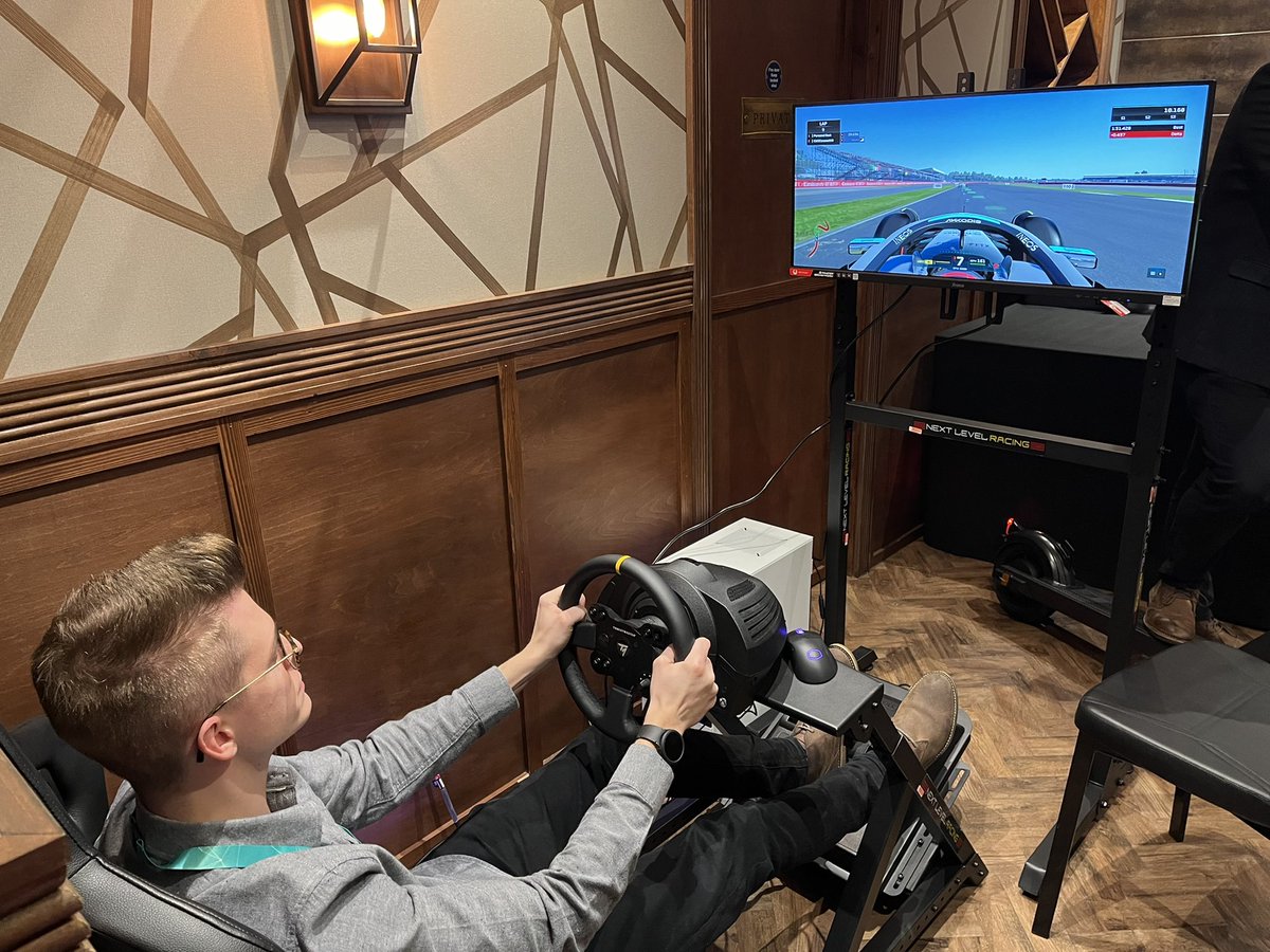Wendy_Wason's tweet photo. Racing at #cmsconnect. #thrustmaster https://t.co/pbpUbKtGkd