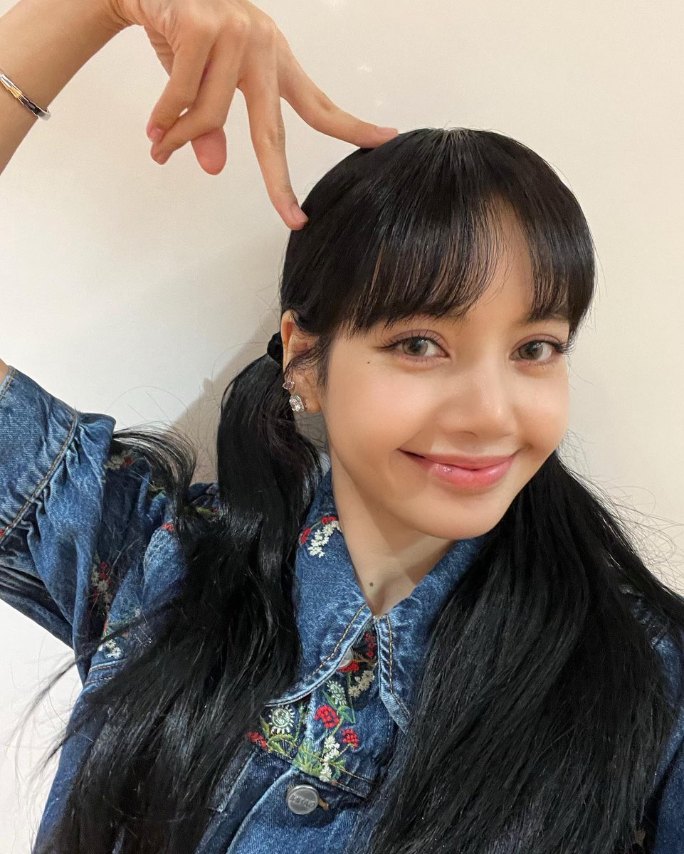 rubyjane_ni's tweet image. #LISA ON IG