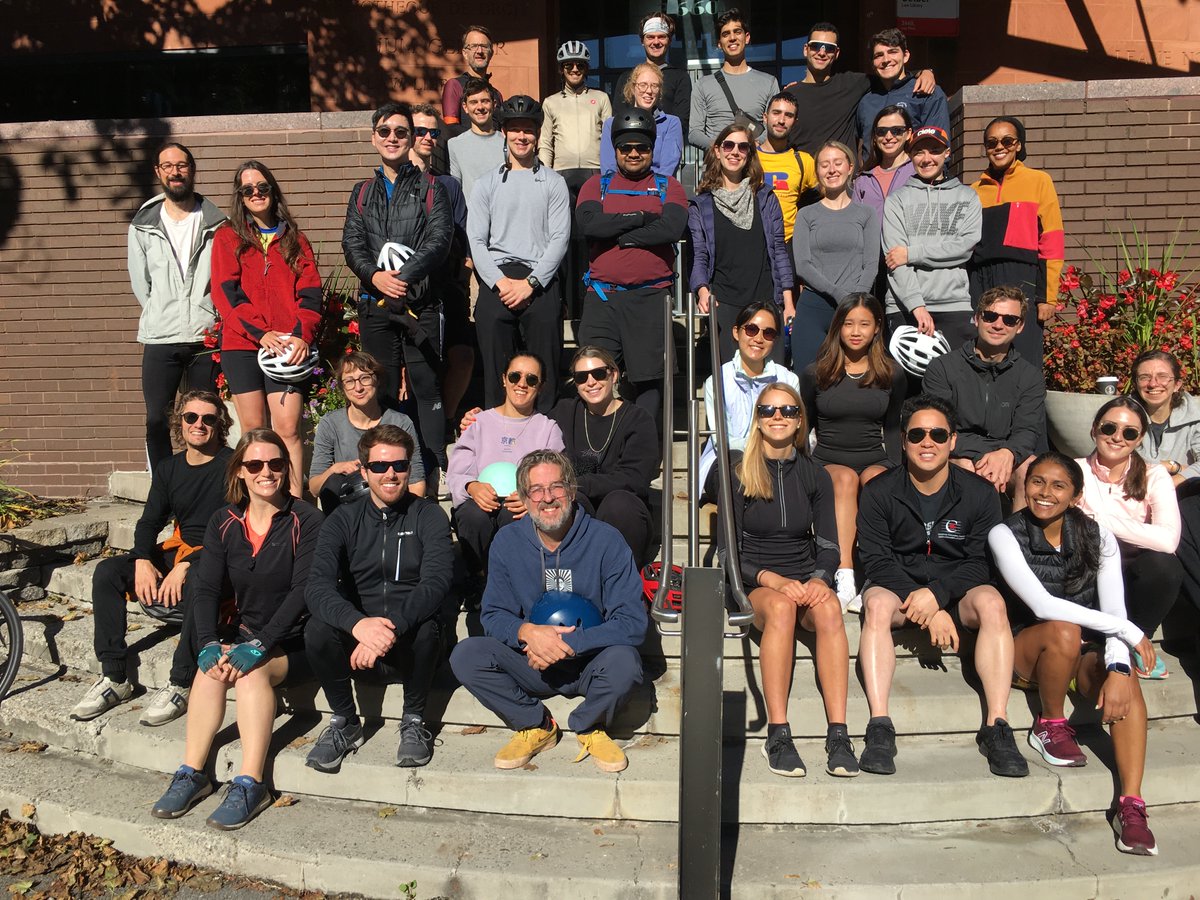 JanuaryMorris's tweet image. This weekend @LawMcGill students, alumni &amp;amp; faculty cycled 50km in honour of Dugald Christie.

We have raised nearly $9,000 to support access to justice through the Clinique juridique itinérante (Mobile Legal Clinic). 

There's still time to donate!  canadahelps.org/en/pages/the-m…