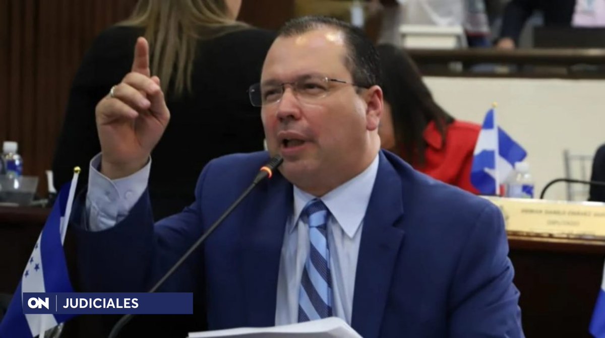 11_Noticias's tweet photo. “SIN LUGAR” | MP confirma auto de formal procesamiento contra Reynaldo Ekónomo por lavado de activos
Aquí más información: https://t.co/Wbpp2rTb9O
#MP #sinlugar #Ekónomo #lavadodeactivos https://t.co/xOkpSbyTv0