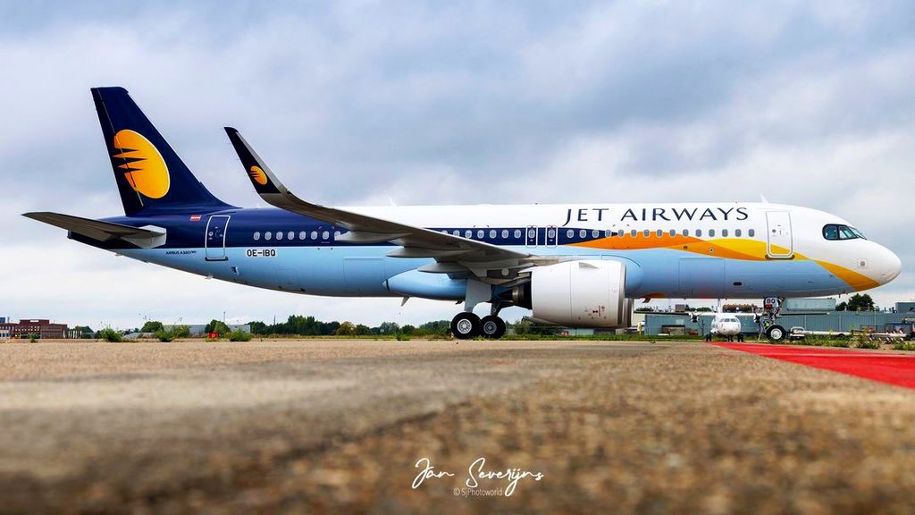 First picture of freshly painted <a href="/jetairways/">Jet Airways</a> A320-271N currently registered as OE-IBQ. Quite a shift from a Boeing dominated narrow body fleet to an Airbus one. Hopefully it’s a matter of months before it graces Indian skies.

#aerowanderer #JetAirways #aviation #avgeek #9W