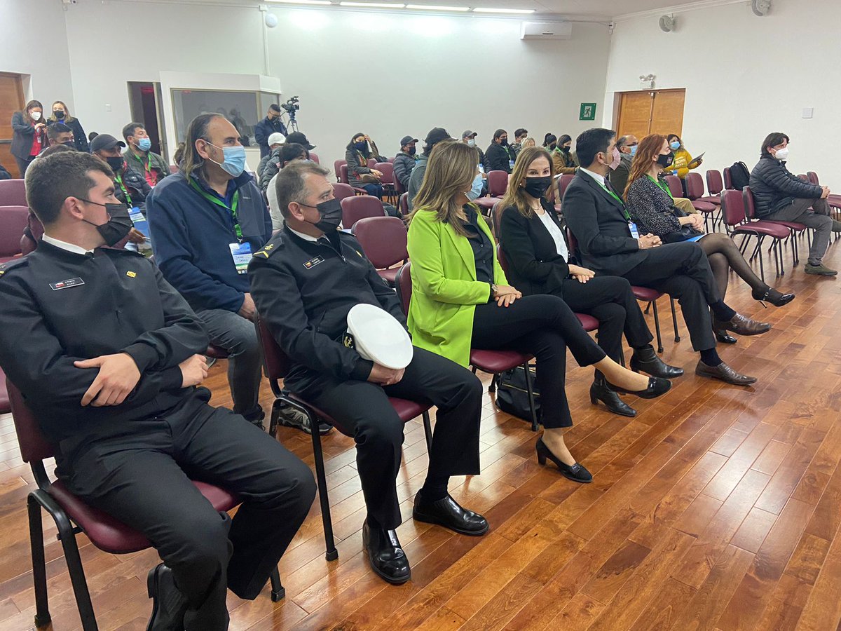 userena's tweet photo. ⭕️[AHORA] Se da inicio al Seminario “Gestión de riesgo en actividades náuticas de turismo aventura", organizado por @sernaturcoquimb con el apoyo de la carrera de Ingeniería en Administración de Empresas de la #FACSEJ #ULS en el marco del #DiaMundialDelTurismo https://t.co/aPc3GRrywE