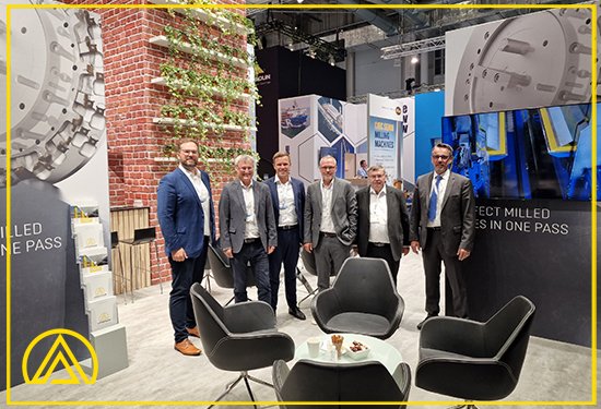 Linsinger_at's tweet photo. It is the first day at WindEnergy Hamburg 2022.

Our team and the colleagues from @MibaAutomationSystem &amp; @HAEUSLER AG are looking forward to meeting you at our stand
👉👉 B7.629 👈👈

#latestsolutions #linsingeraroundtheworld #windturbines #monopiles #windenergy #innovations https://t.co/4xmi324ZmK