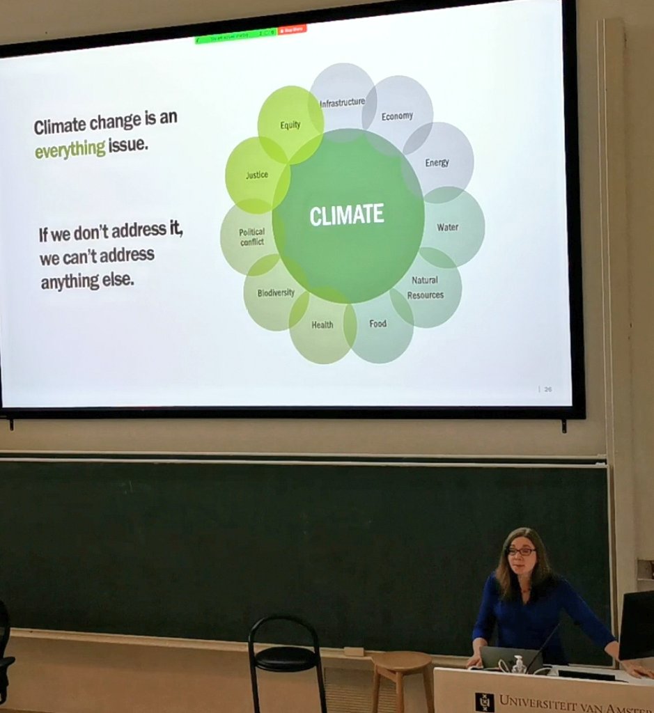 Klimaatzuster's tweet image. Dan hebben burgers meer verstand van transities en het verband tussen alle crises dan onze minister president. #multisolving
