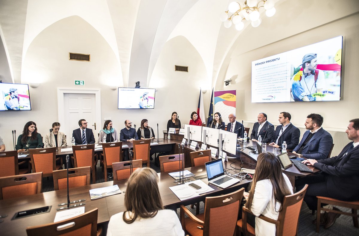 DofE Czech Republic tweet media