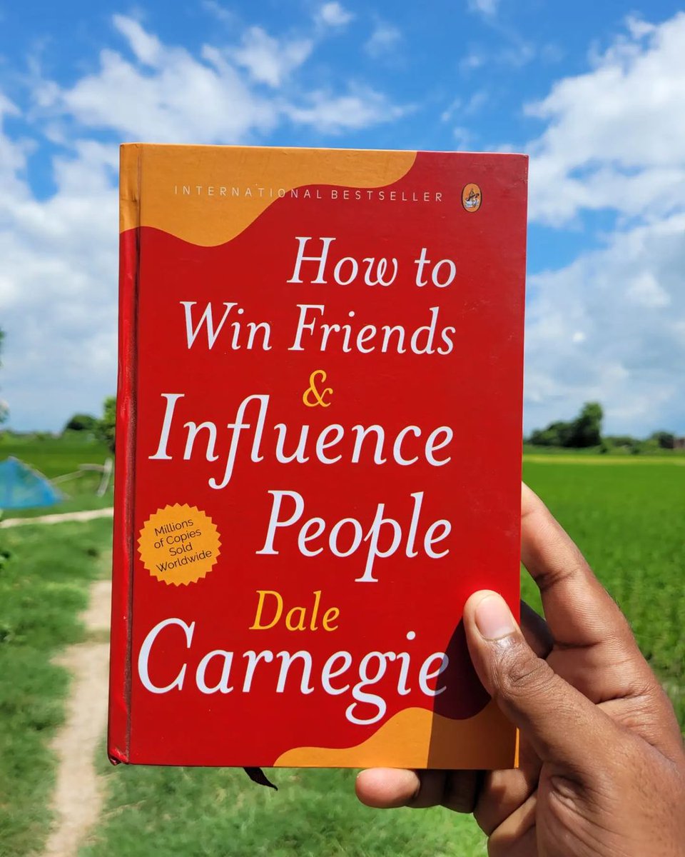 selfcarecanvas's tweet photo. 10 Books That Will Make You A Master Communicator:

1. "How to Win Friends and Influence People" by Dale Carnegie https://t.co/PrxUHkgZA7