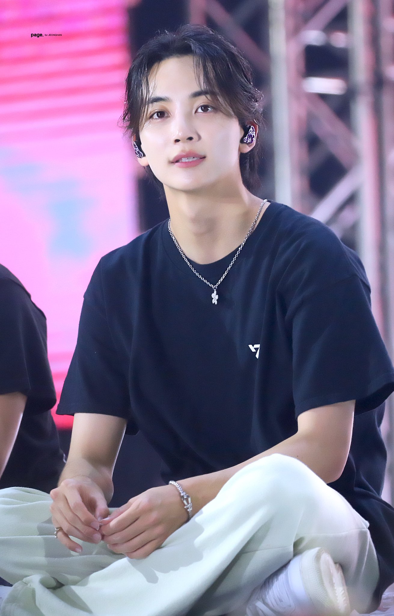 JEONGHAN#SEVENTEEN