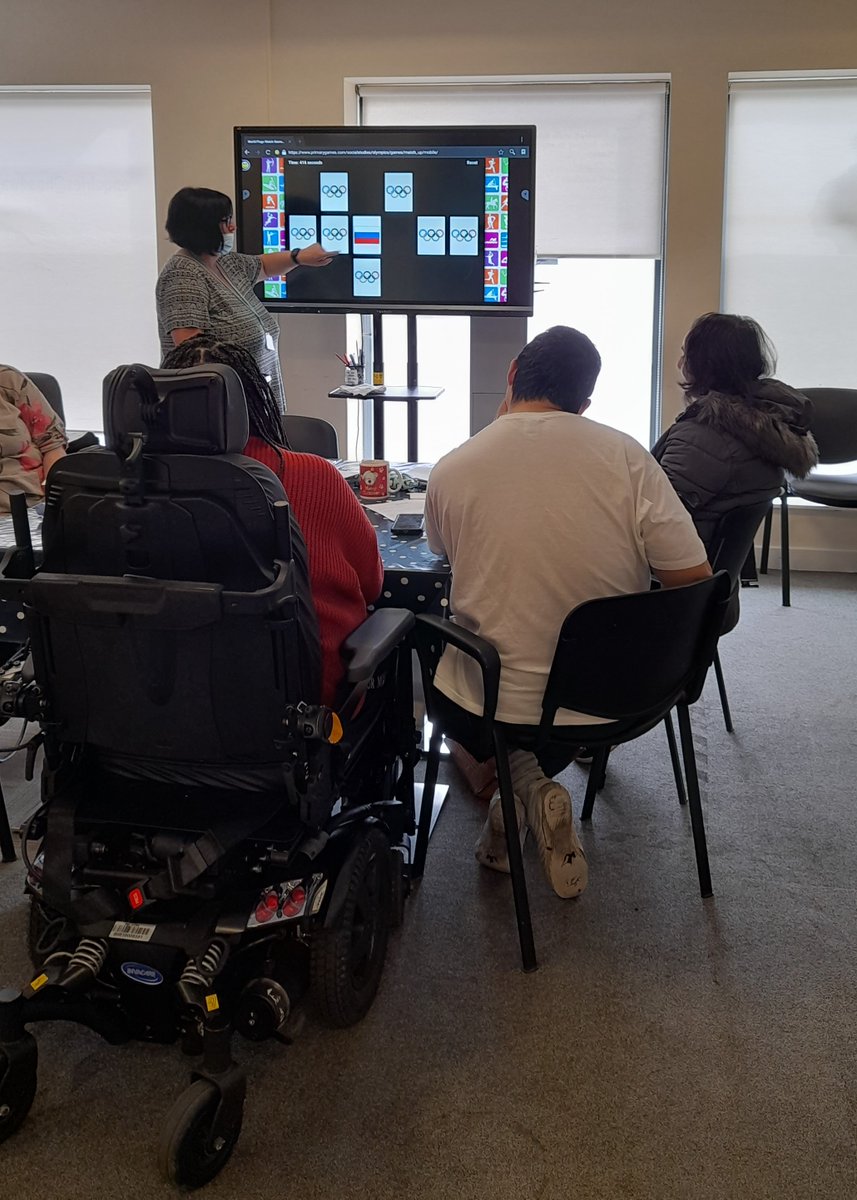 HeadwayBS's tweet photo. Sutton House clients have been putting their cognitive and memory skills to the test today in a lunch time memory game of Pairs. The clients worked together to recognise and match world flags!
#lunchtimegames #memorygame #fun #braininjury https://t.co/hQFrw2EU1x