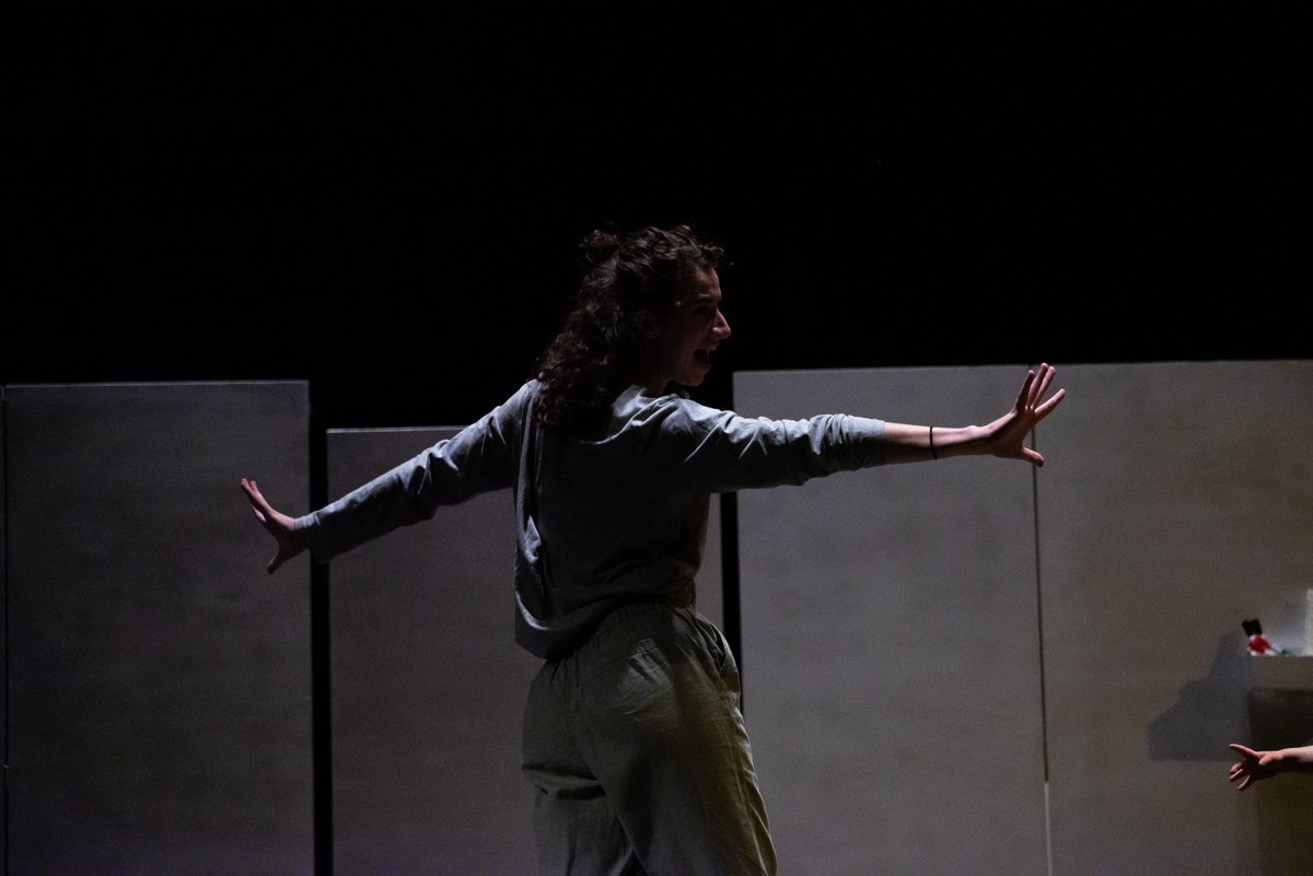 Professional Dance Classes with DL.BRIDGE Artist Katy Hewison continue 12-1.30pm this Friday at Dance Limerick. 

Book now: dancelimerick.ie/event/professi…

📷 Elly Welford

#DanceLimerick #ProfessionalClass #Limerick