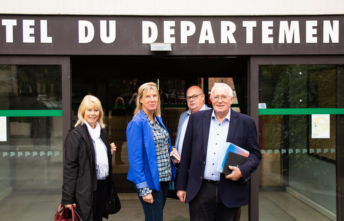 union__pdc's tweet photo. 🟠🔵Ce matin, ce sont près de 𝟑𝟎 𝐌 € votés pour l'investissement communal ! Entre taxe pro, DMTO et amendes de police, vos élus soutiennent un Département qui agit 𝐩𝐨𝐮𝐫 𝐥𝐞𝐬 𝐭𝐞𝐫𝐫𝐢𝐭𝐨𝐢𝐫𝐞𝐬.
Retrouvez l'essentiel des décisions prises aujourd'hui dans ce #FlashCP https://t.co/N9iuCUBtZ7
