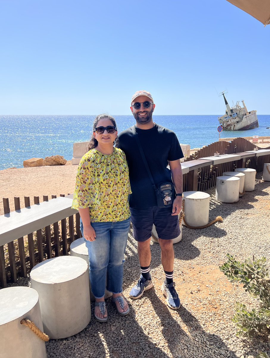 ashunjun's tweet image. Crazy who you bump into on holiday cc @mazzaslam 🇨🇾