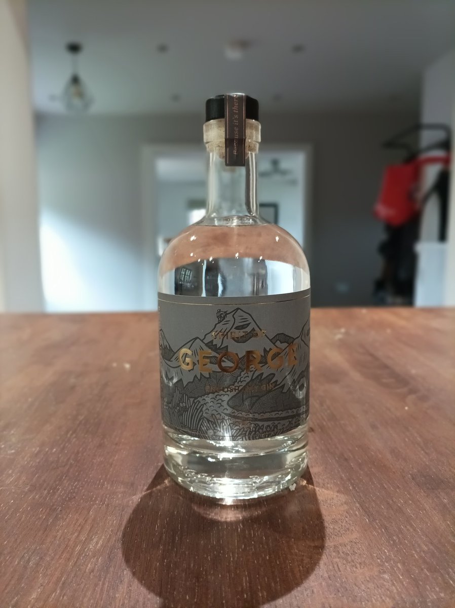 seobelle's tweet photo. More client meetings like this please! #clientgift https://t.co/K9y68Mitfb