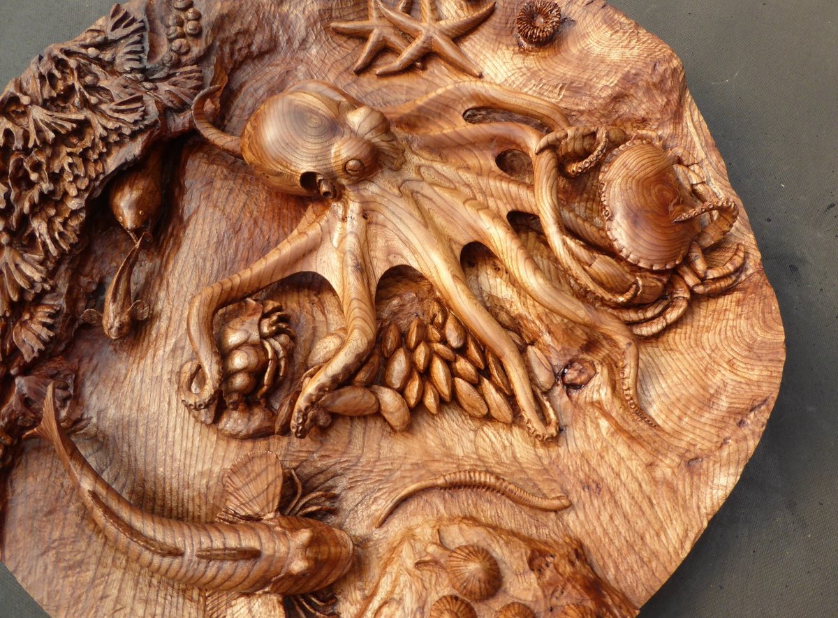 CallumGRobinson's tweet photo. Congratulations to my father, who was today announced as one of @heritage_crafts finalists for Woodworker of the Year. (Not bad for a self-taught carver, who uses tools he made himself out of sharpened Land Rover springs.) This piece, in solid Scottish elm, is titled 'Rockpool' https://t.co/Jrm16rRUt0