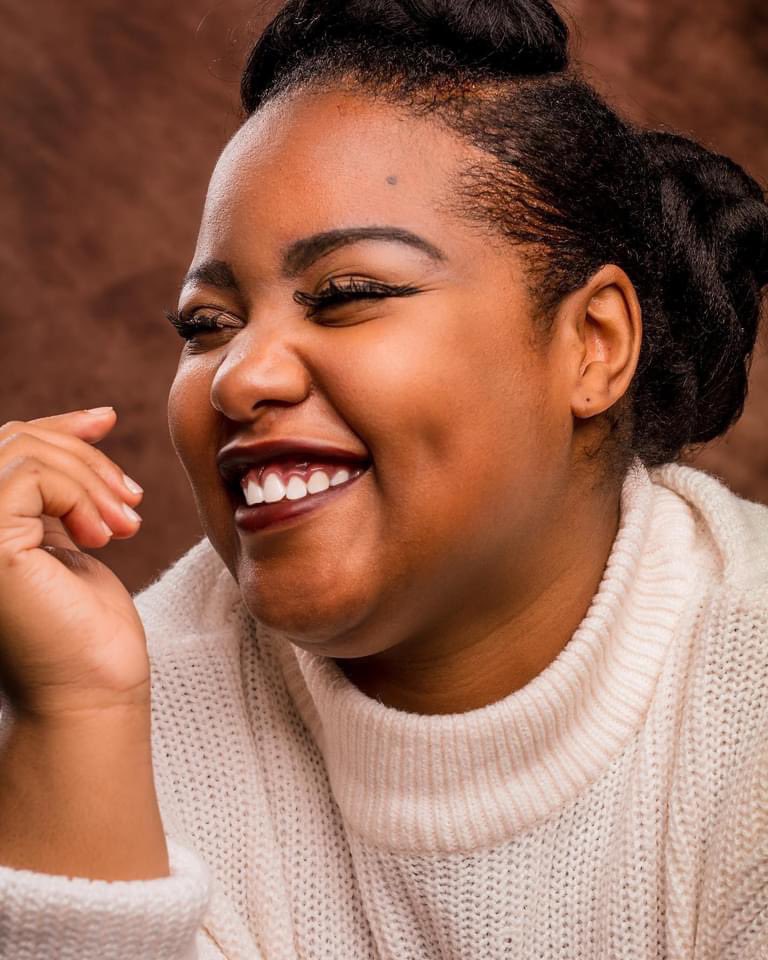glameselle's tweet photo. Our liquid matte lipsticks always look better on a smile. 
*To get this look try Glameselle liquid matte lipstick in “Jenna” #4522. 
#lipstick #darkred #liquidmatte #liquidmattelipstick #glameselle #glameselle #vegan #longlasting #parabenfree #glutenfree #beauty #lipstickaddict https://t.co/nzgWz0Qies