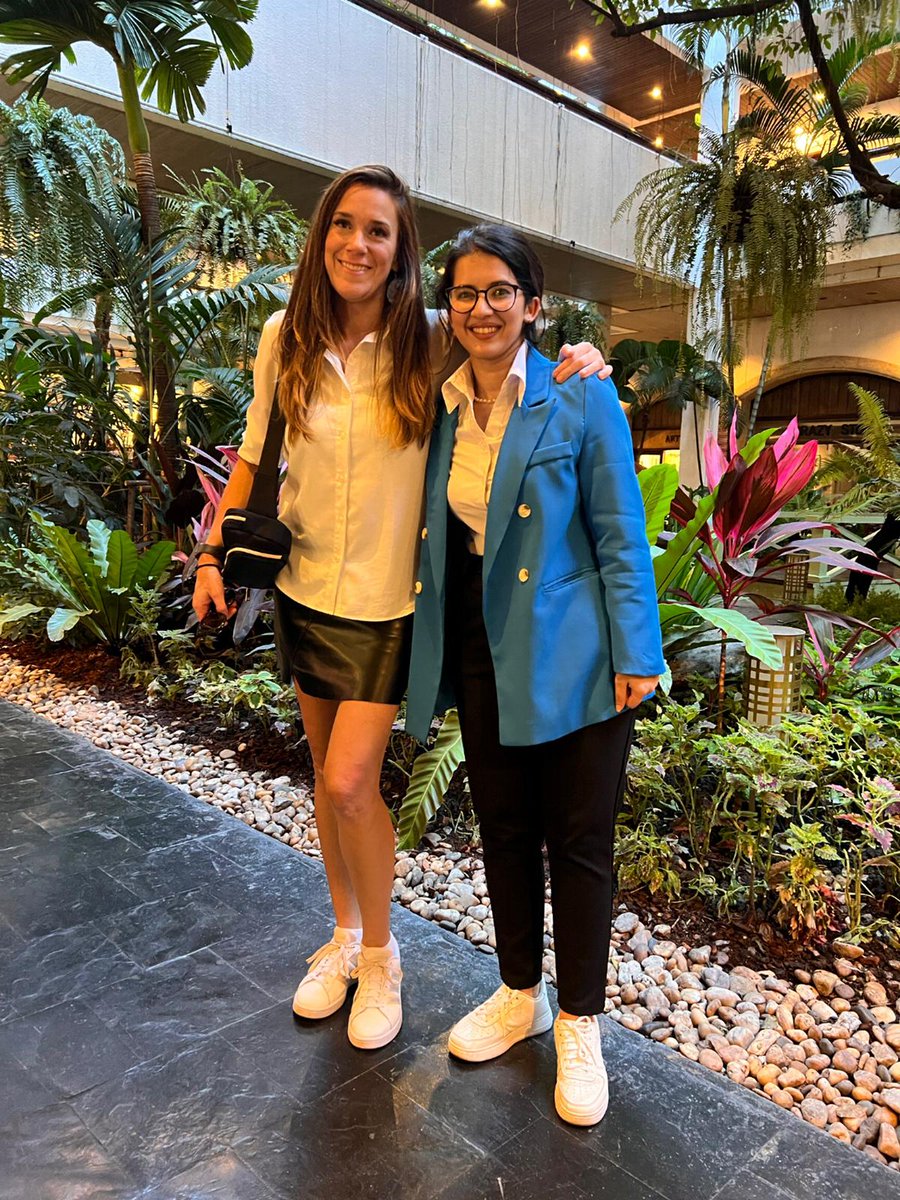 bhandari_barsha's tweet photo. Head of Modern Compute Community at AWS headquarter,Farrah Campbell @FarrahC32 is my official mentor now, really? I have worked really hard to be able to be in the same stage as her in the AWS APAC Community Builder Summit 2022.#aws #cloud #tech #womenintech #APACCommunitySummit https://t.co/odB4ya3CrB