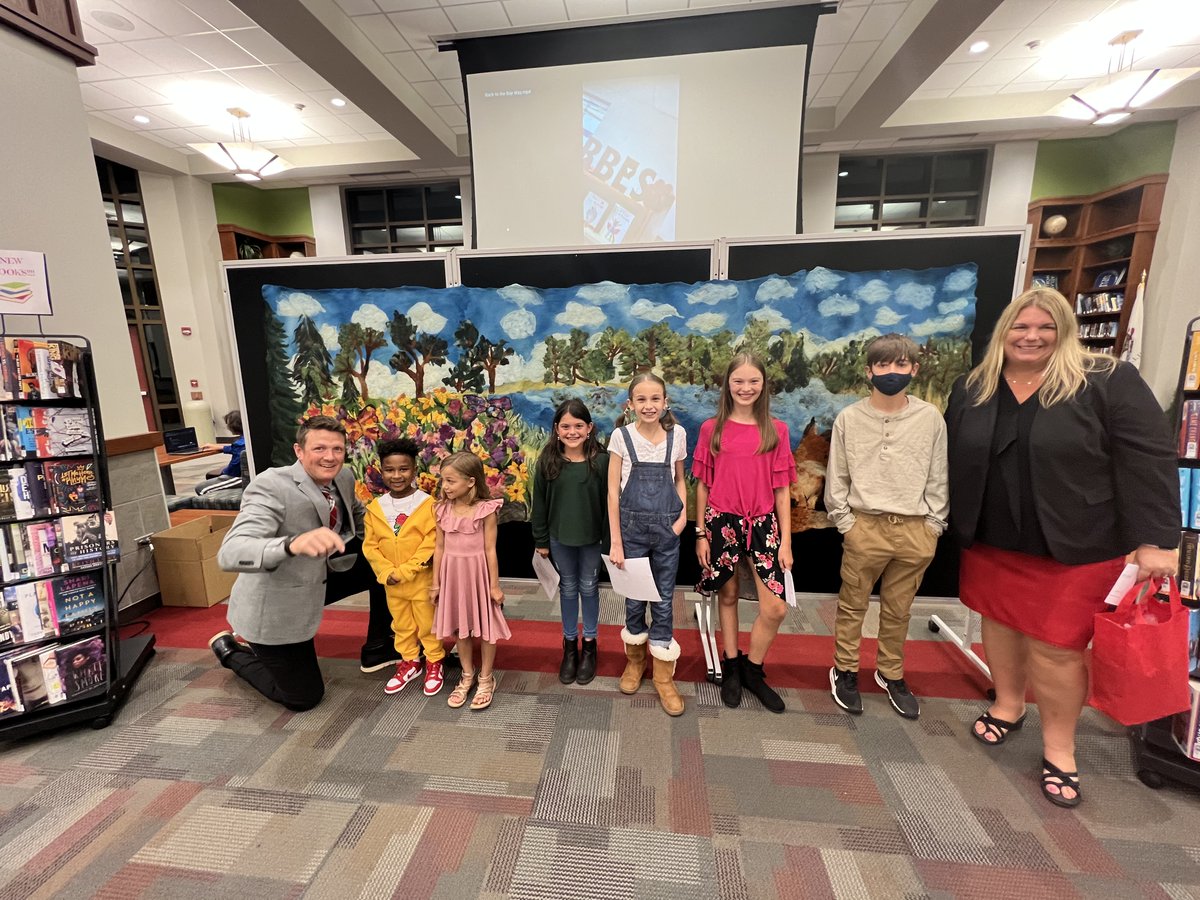 <a href="/115bbes/">Bristol Bay Elementary School</a> students showcased their beautiful school mural and the "all in" Bay Way spirit to the Board of Education at the Sept. 26, 2022 Heart of the Fox presentation. Congrats on a wonderful presentation! #WeAreYorkville