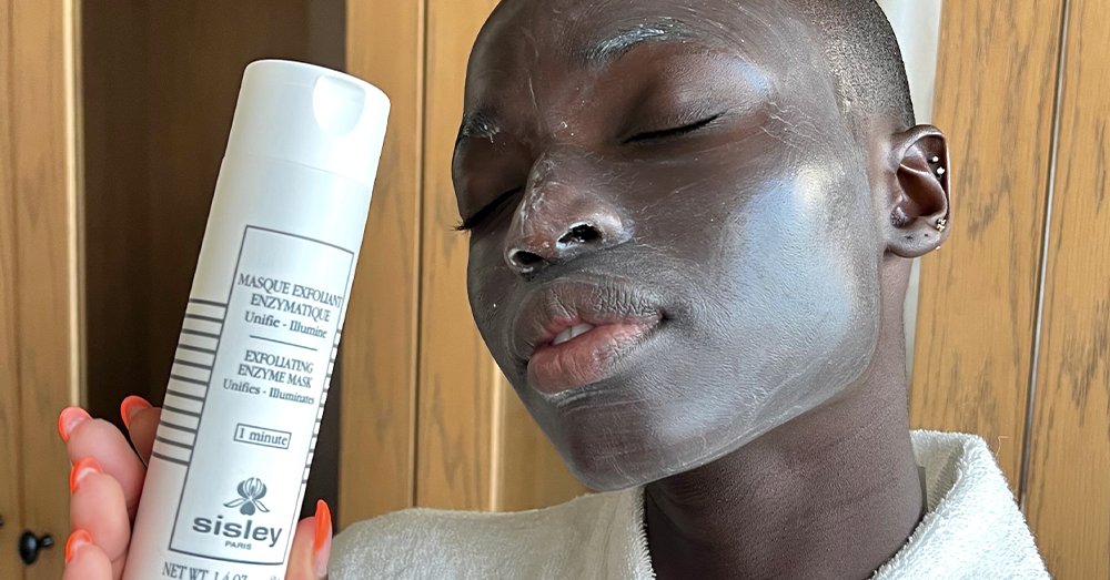 Sisley-Paris USA (@sisleyparisusa) on Twitter photo Follow the beautiful <a href="/soukeyna/">Soukeyna Diouf</a> and discover how she achieves a boost of radiance in 1-minute, using our NEW #Exfoliating #Enzyme #Mask. #mysisleyparis #newlaunch Follow the beautiful <a href="/soukeyna/">Soukeyna Diouf</a> and discover how she achieves a boost of radiance in 1-minute, using our NEW #Exfoliating #Enzyme #Mask. #mysisleyparis #newlaunch