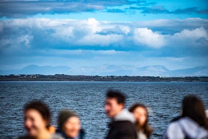 Keep discovering the Aran Islands with us as we sail year-round to all three from Ros a' Mhíl (Rossaveel) Harbour in Connemara. Prepare for a warm welcome and breathtaking views of Galway Bay #keepdiscovering