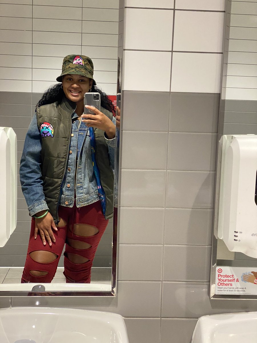 Cristal_Bliss's tweet image. It’s that’s season !!! #PacGhost2021 on instagram!!! #fall #wintervest #pacghost #ClothingAccessories #AutumnVibes
