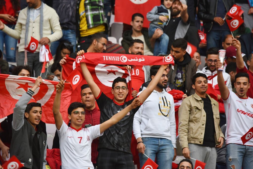TykraTF's tweet photo. Respect. Exemplarité. Tachons de montrer une bonne image de la Tunisie ce soir au Parc des Princes. 🇹🇳🇧🇷 https://t.co/9R7PmsIZKp