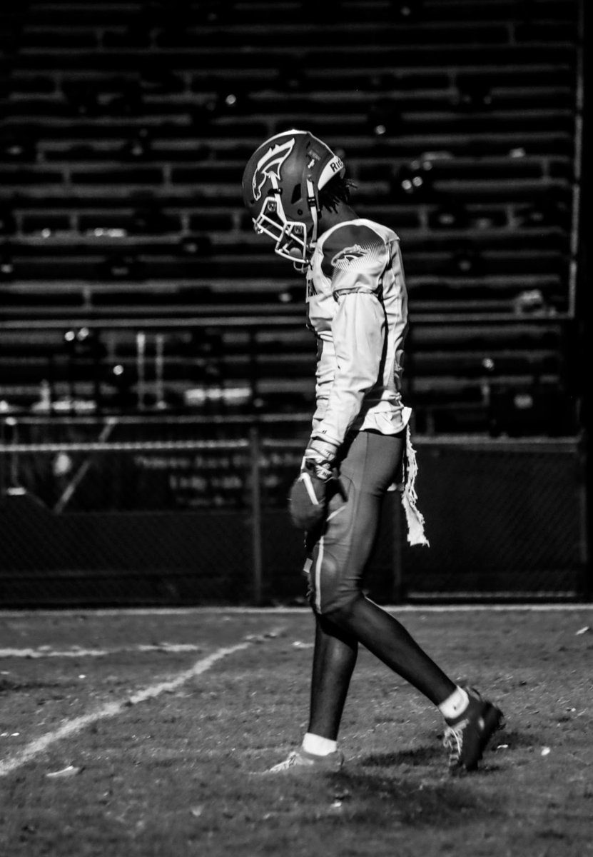 mid season tape🥇hudl.com/v/2J8N5J