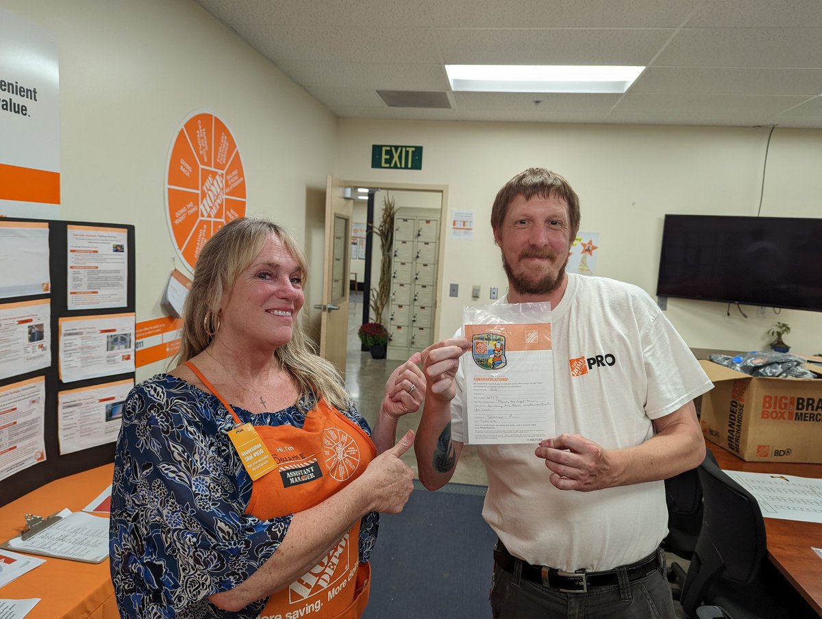 Suzanne Hd (@hd_suzanne) on Twitter photo Rob is the driver of credit at store 6987! Thank you, Rob for all you do!! <a href="/WendyDannerHD/">Wendy</a> <a href="/SteveRustemeyer/">Steve Rustemeyer</a> <a href="/hatt_jennifer/">Jennifer Hatt</a> @TapleyJosh <a href="/BrittanyYoungHD/">Brittany Young</a> Rob is the driver of credit at store 6987! Thank you, Rob for all you do!! <a href="/WendyDannerHD/">Wendy</a> <a href="/SteveRustemeyer/">Steve Rustemeyer</a> <a href="/hatt_jennifer/">Jennifer Hatt</a> @TapleyJosh <a href="/BrittanyYoungHD/">Brittany Young</a>
