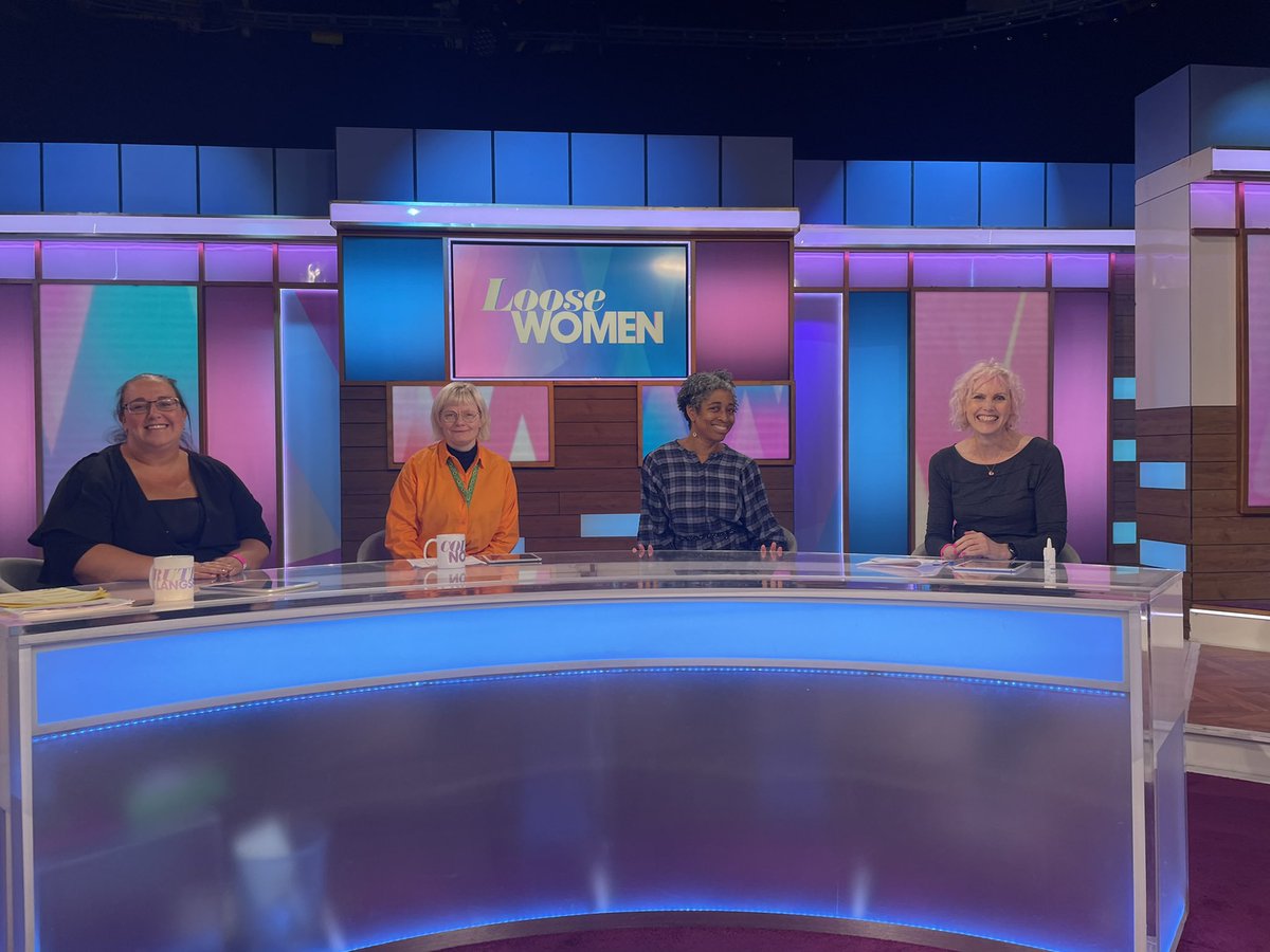 Lee Peart tweet media