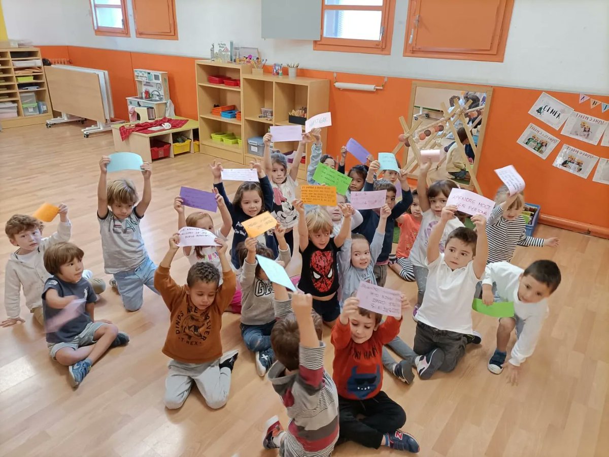 epiasabadell's tweet photo. Quina sort de tenir-vos pares i mares!
#p4piasabadell
#infantilpiasabadell https://t.co/JF0fG5InGO