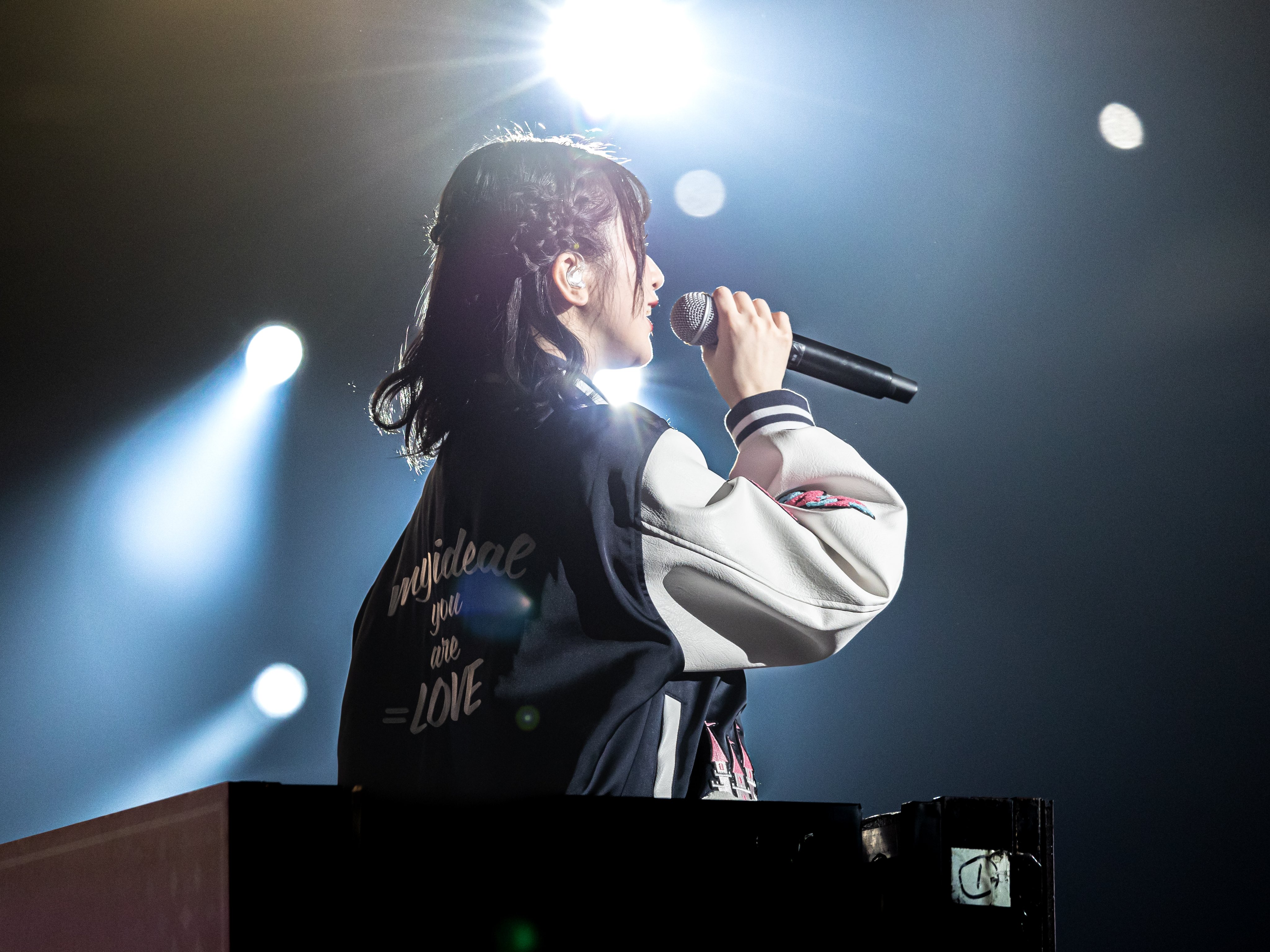 lil__mai) / X