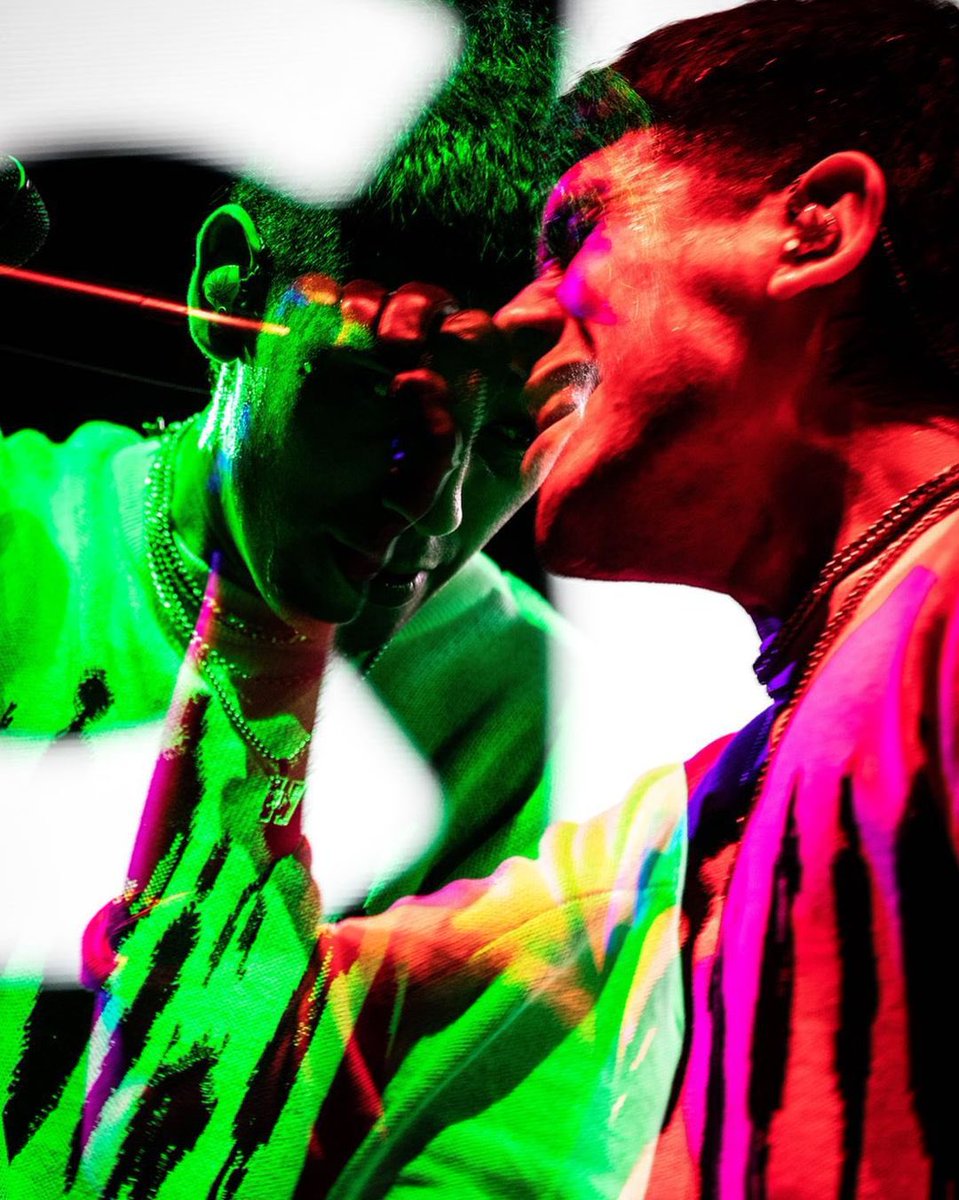KFRoadshow's tweet photo. @CrownTheEmpire is putting on a killer show on this tour. Austin, TX - are you ready? https://t.co/E8jWSAulHv