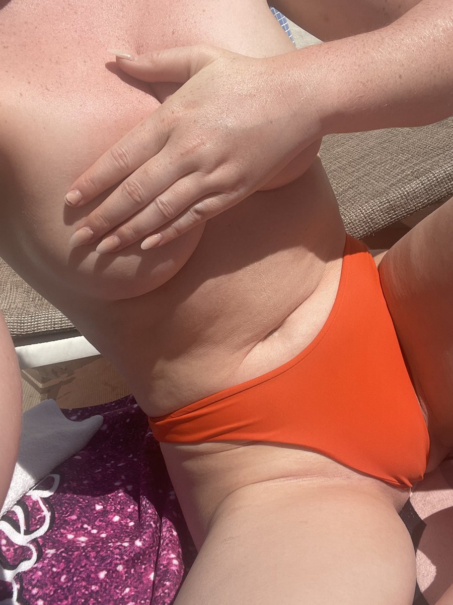 Pebbles_Model's tweet image. Who wants some exclusive content 💦💦

onlyfans.com/pebblesmodel

#onlyfan #onlyfansgirl #exclusivecontent #toplessselfies #sexycontent