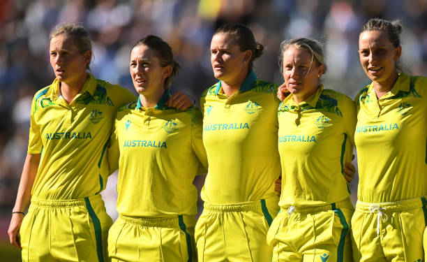 Female Cricket tweet media