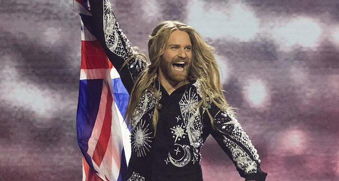 Watch Attitude Magazine's leaked NSFW photo on TwXstars