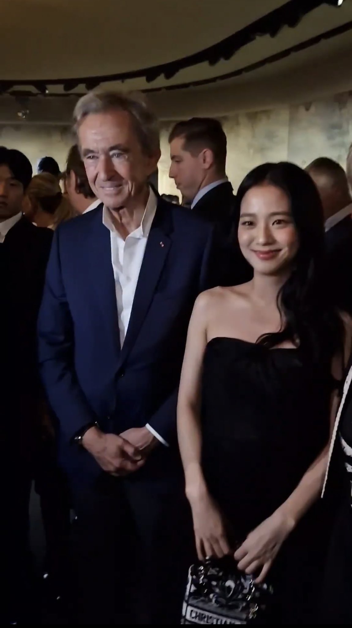JISOO at the DIOR show with: • Bernard arnault (chairman & ceo of