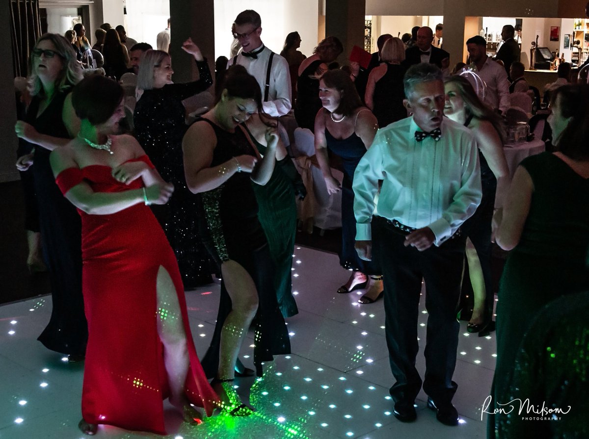 dancineasy's tweet photo. Such a great night performing for the @HeartHeroes1 #HollywoodGlamour Ball at @hatherleymanor. We absolutely LOVE these guys❤️Huge thanks to Kelly &amp; all the Heart Heroes team. Here's a few photos from the night showing how we #partythedancineasyway More photos to follow soon... https://t.co/F6S7etzGNY