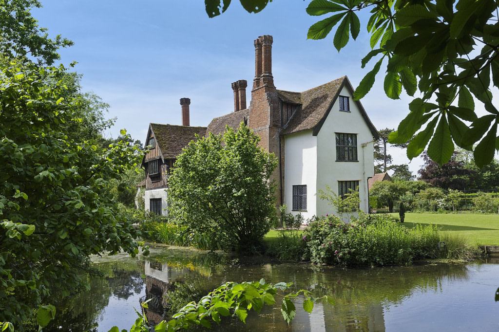 AH East Anglia (@aheastanglia) on Twitter photo Delve a little deeper into the history of the beautiful Otley Hall, a Grade I listed moated home in Suffolk... 🏡
auctionhouse.co.uk/media/news-art…
#property #propertyuk #propertyauction #propertyauctions #propertyauctionsuk #auction #propertymarket Delve a little deeper into the history of the beautiful Otley Hall, a Grade I listed moated home in Suffolk... 🏡
auctionhouse.co.uk/media/news-art…
#property #propertyuk #propertyauction #propertyauctions #propertyauctionsuk #auction #propertymarket