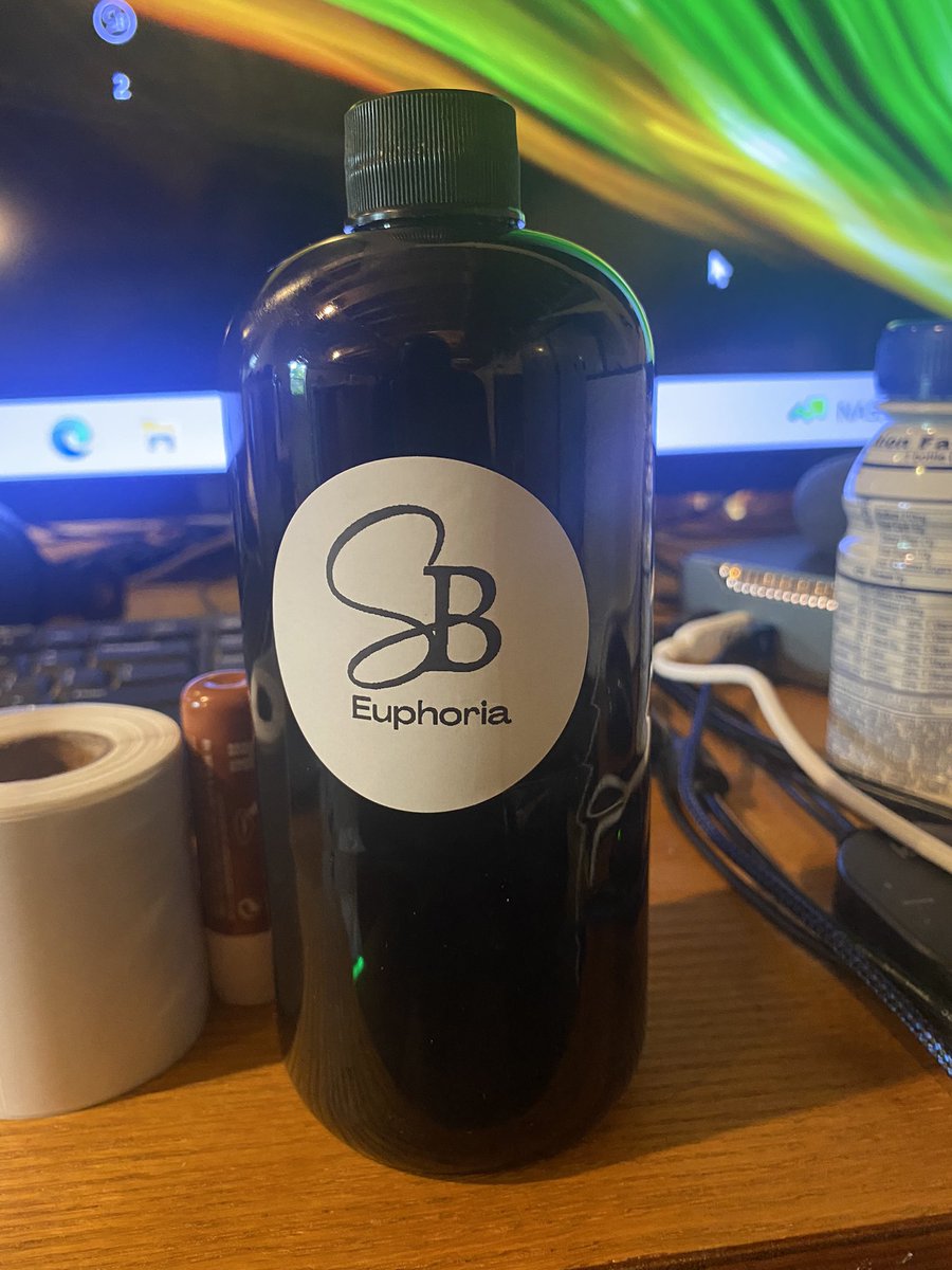 Did my first custom blend  Euphoria #SpotliteLove #IHeartSpotlite #chandlery #candlewax  #candlemaking #candles #candlelover #candlesofinstagram #candle #smallbusiness #soycandles #candleshop #handmade #candleaddict #scentedcandles #homedecor #candlemaker #soywax #candlelight