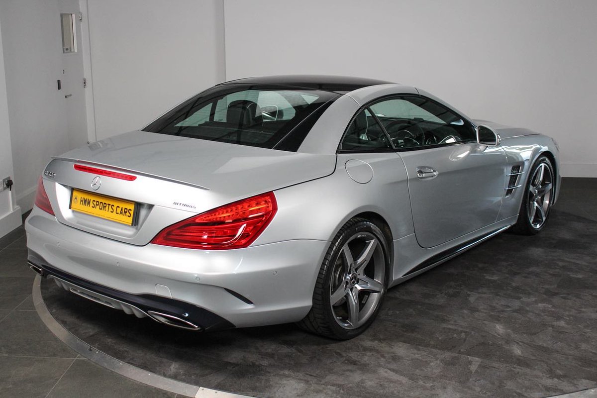 hwm_sportscars's tweet photo. 2016 Mercedes-Benz SL400 V6 AMG Line now available at HWM Sportscars. Full Mercedes service history and in brilliant condition. Further details on our website.
#hwm
#sportscars
#mercedes
#slclass
#v6 https://t.co/Gko4s5SKGw