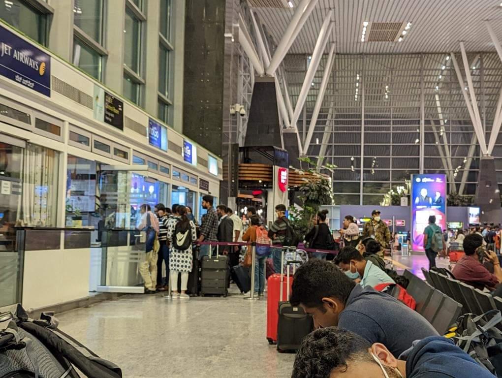 pixelwithme's tweet photo. BIG BUDGET FLIER 

If you are 1.5 hour early still you cannot catch @IndiGo6E , because they won't allow your baggage. They will only allow you. For baggage we had to book 2.5k extra for each person and board the next flight. 

#AvoidIndigo #PatheticIndigo https://t.co/tLiYwAhG55