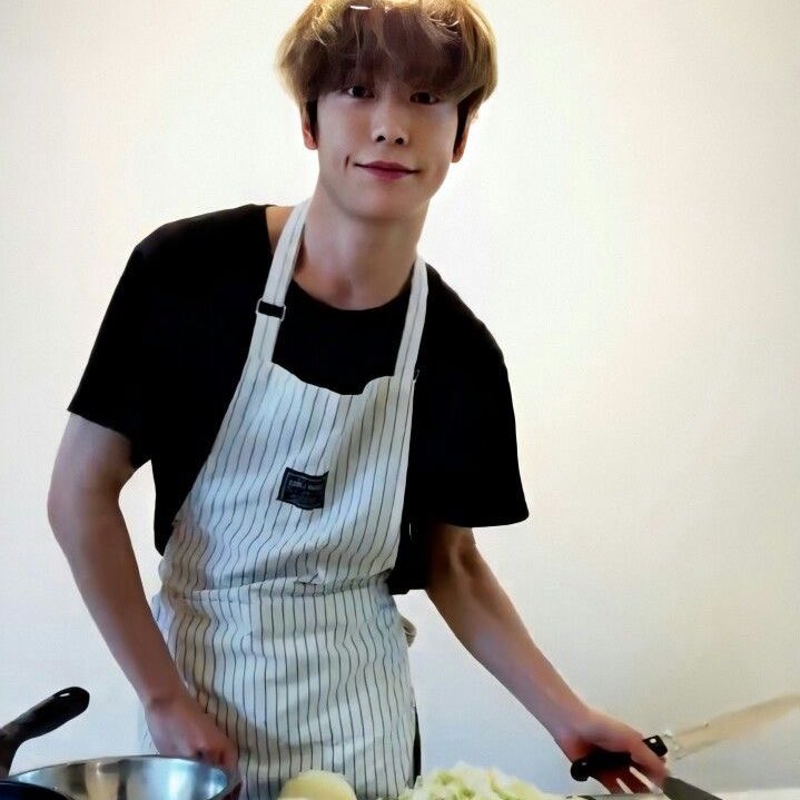 ข้าวผัดกุ้ง ྀི♡ 🥯🥨 tweet media