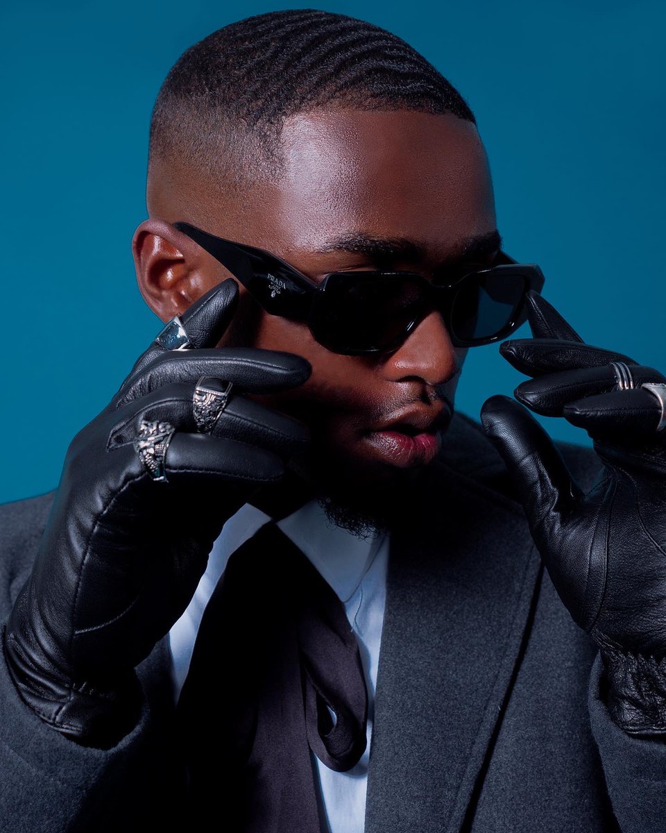 Emmanuel Waller tweet media